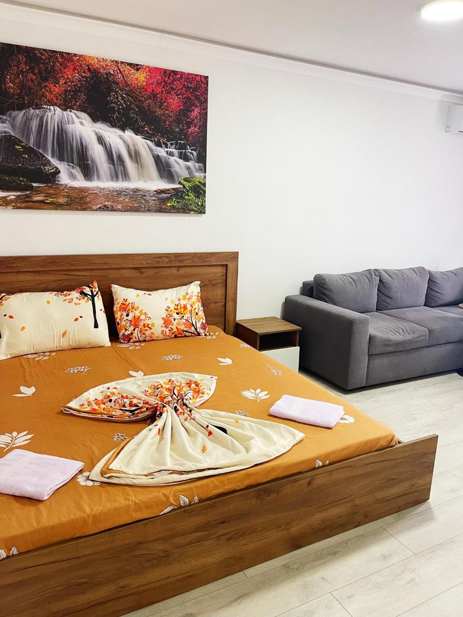 Infinity Plaza Hotel Gjakova Екстер'єр фото