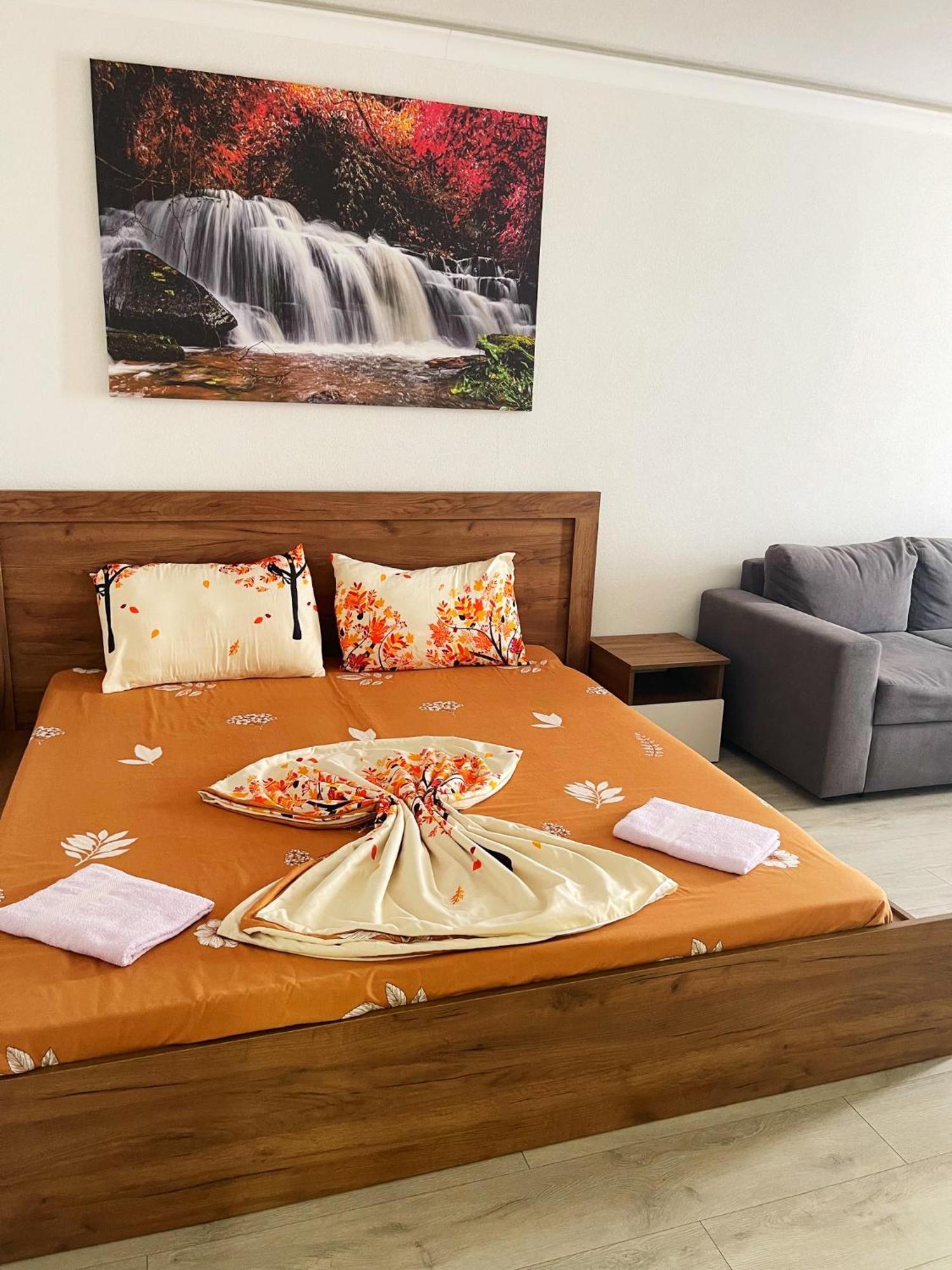 Infinity Plaza Hotel Gjakova Екстер'єр фото