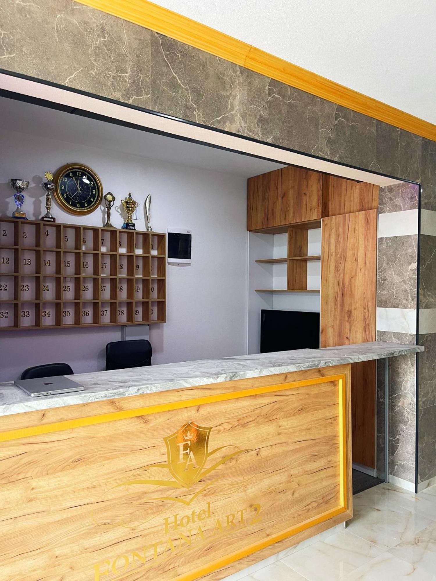 Infinity Plaza Hotel Gjakova Екстер'єр фото